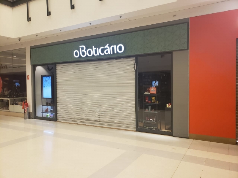 o boticario porta.jpg